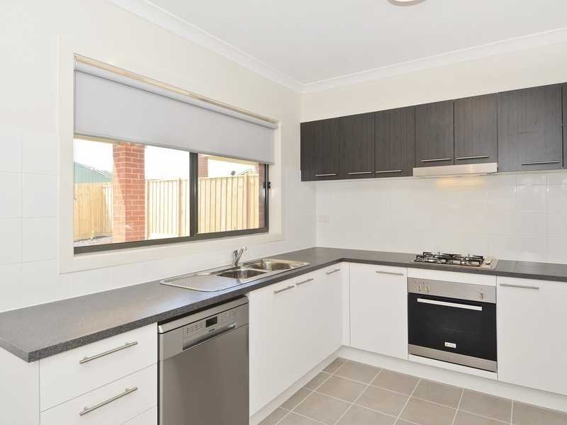 45 Hillclimb Drive, Leopold image 2
