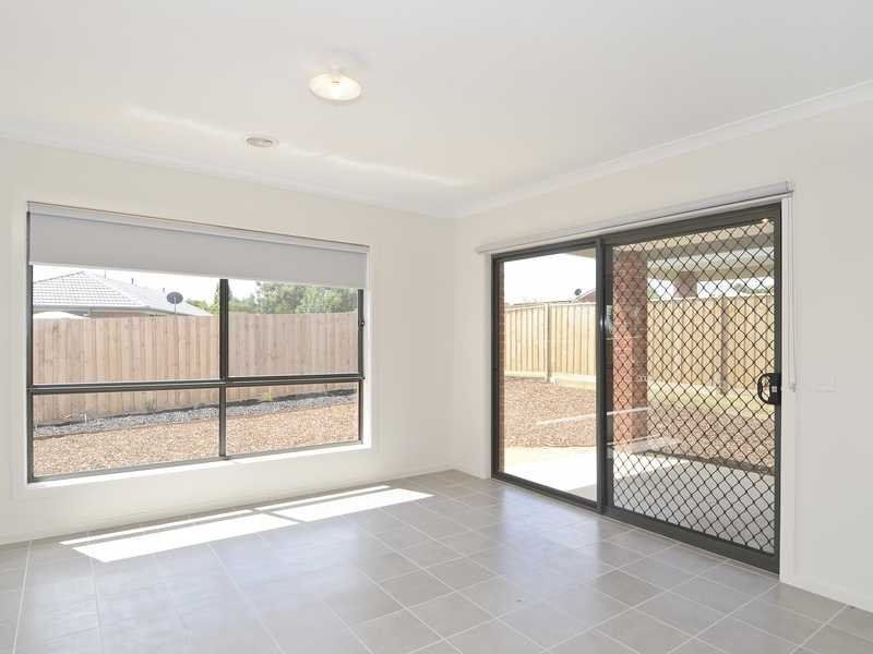 45 Hillclimb Drive, Leopold image 4