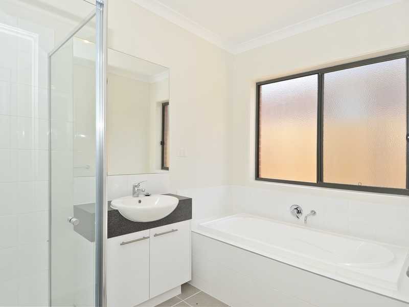 45 Hillclimb Drive, Leopold image 5