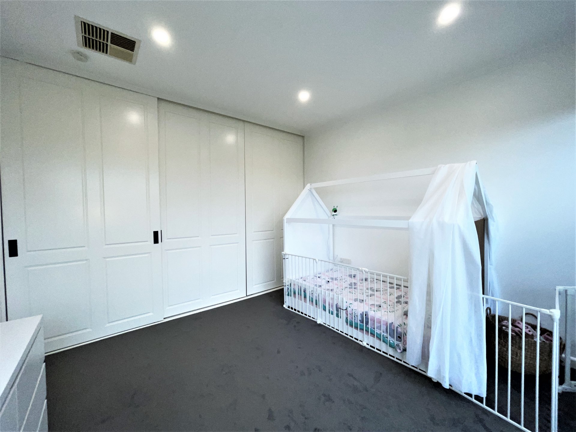 45 Iona Avenue, Belmont image 7