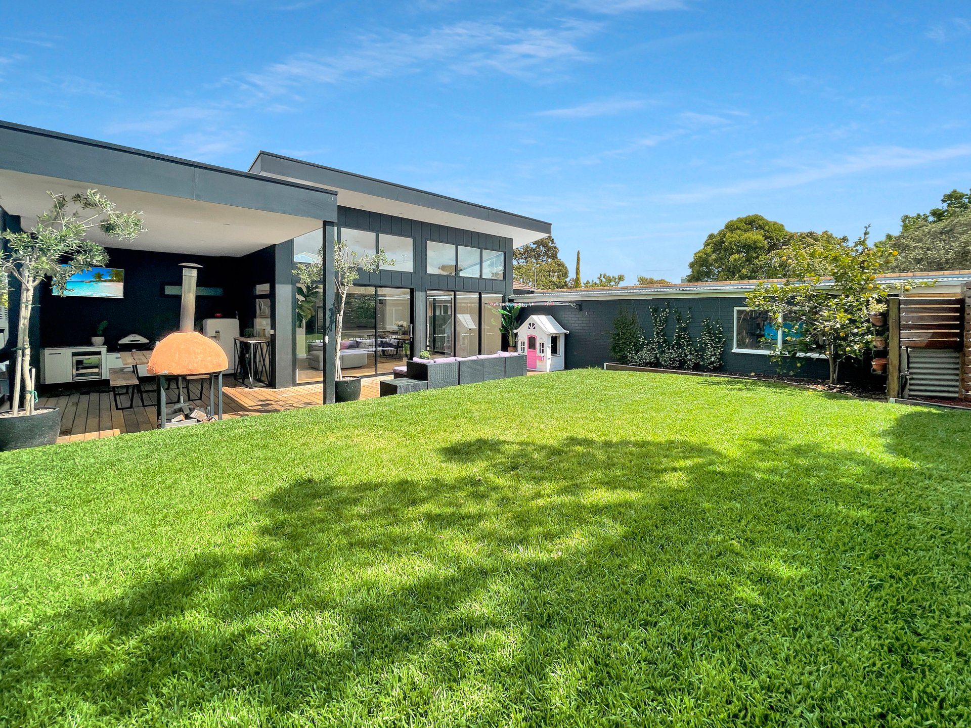 45 Iona Avenue, Belmont image 13