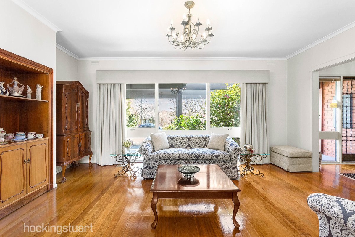 45 Kawarren Street, Balwyn North image 2