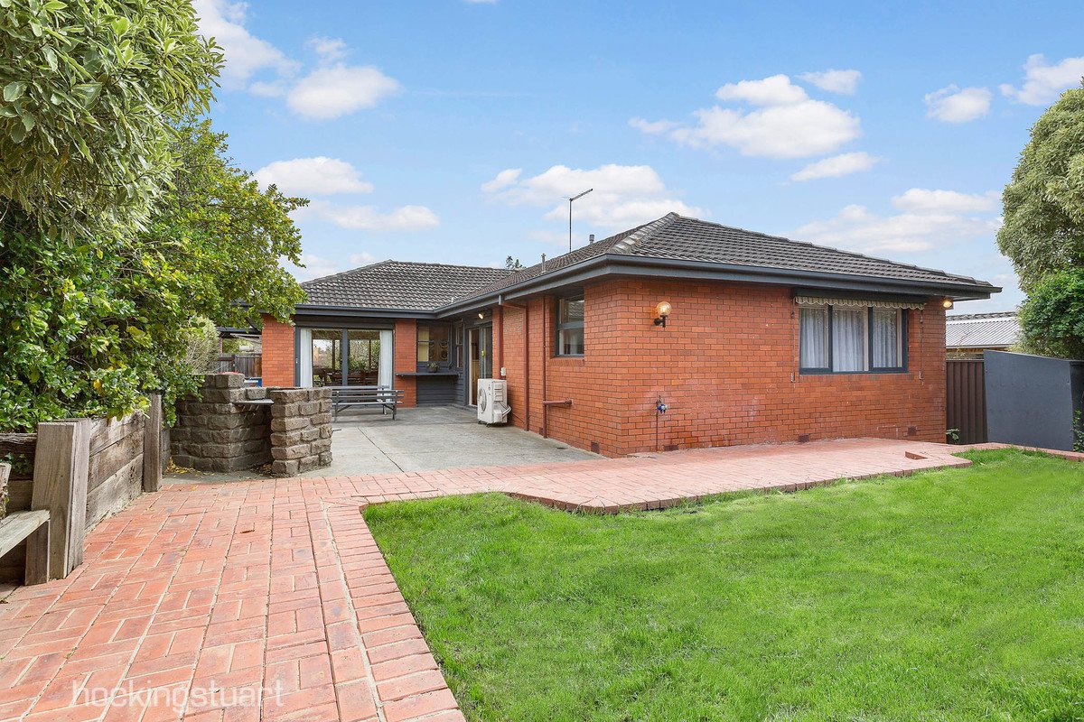 45 Kawarren Street, Balwyn North image 10