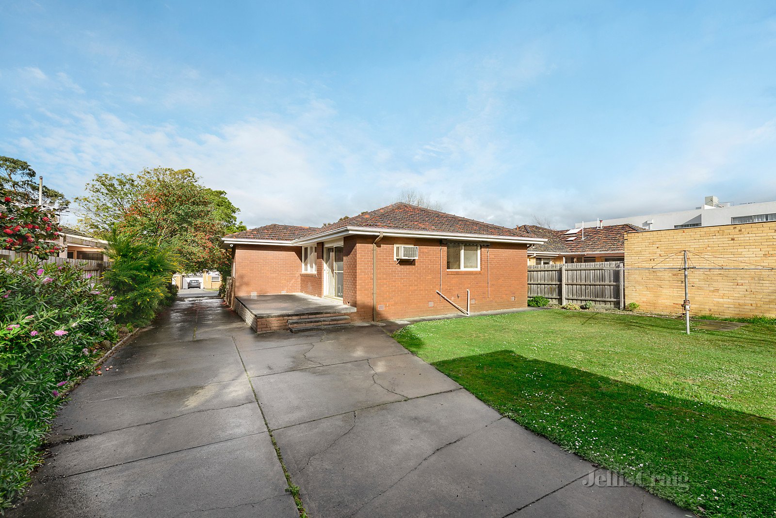 45 Leeds Road, Mount Waverley image 7