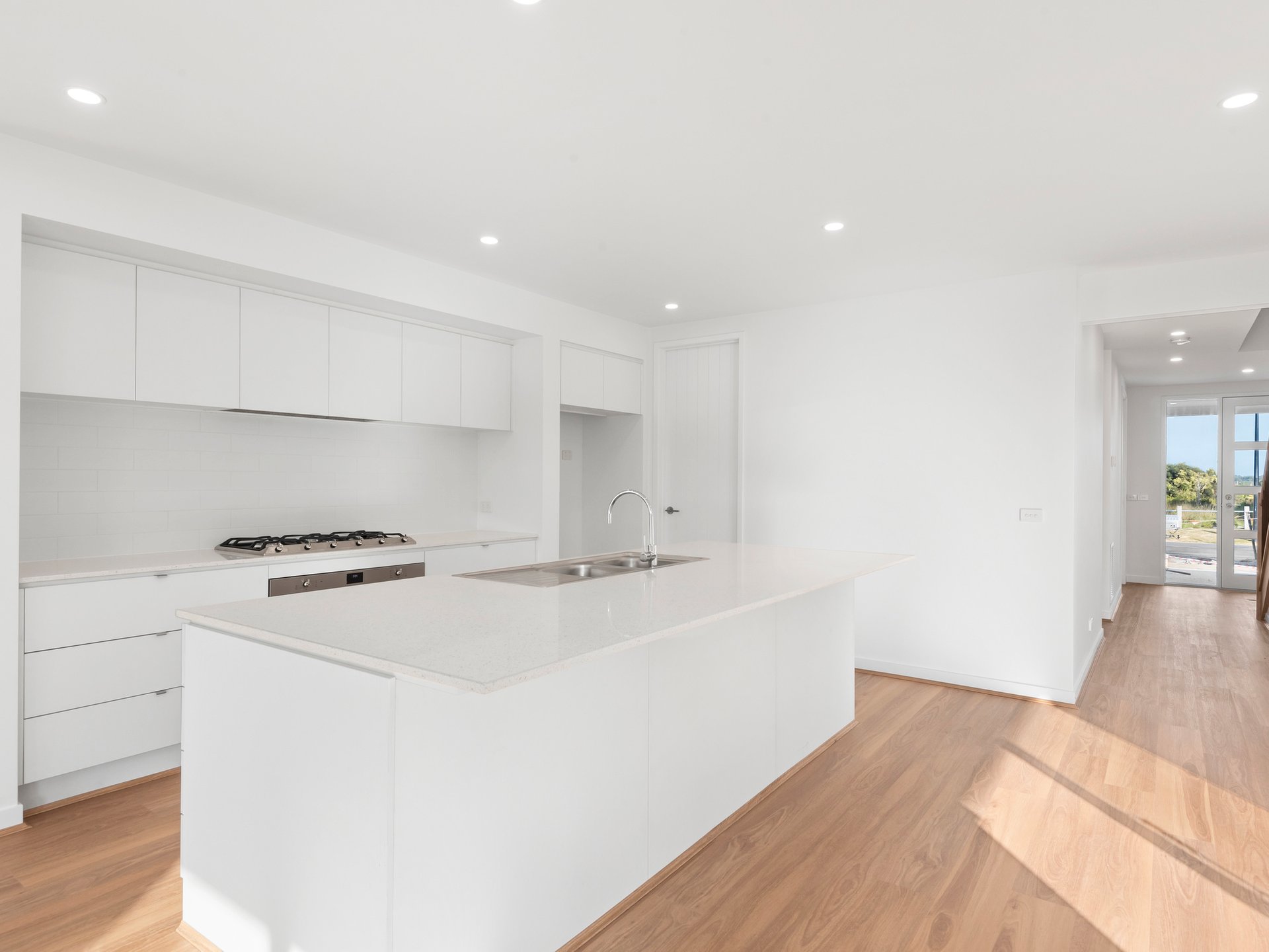 Property Gallery Thumbnail 3