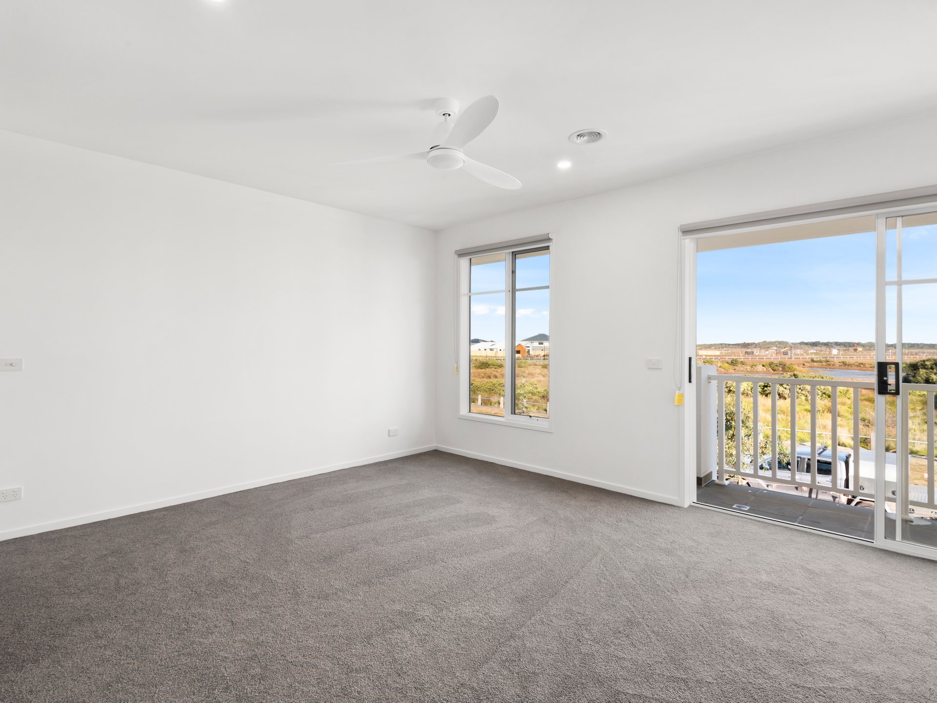Property Gallery Thumbnail 7