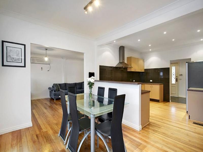 45 Linda Avenue, Box Hill North image 3