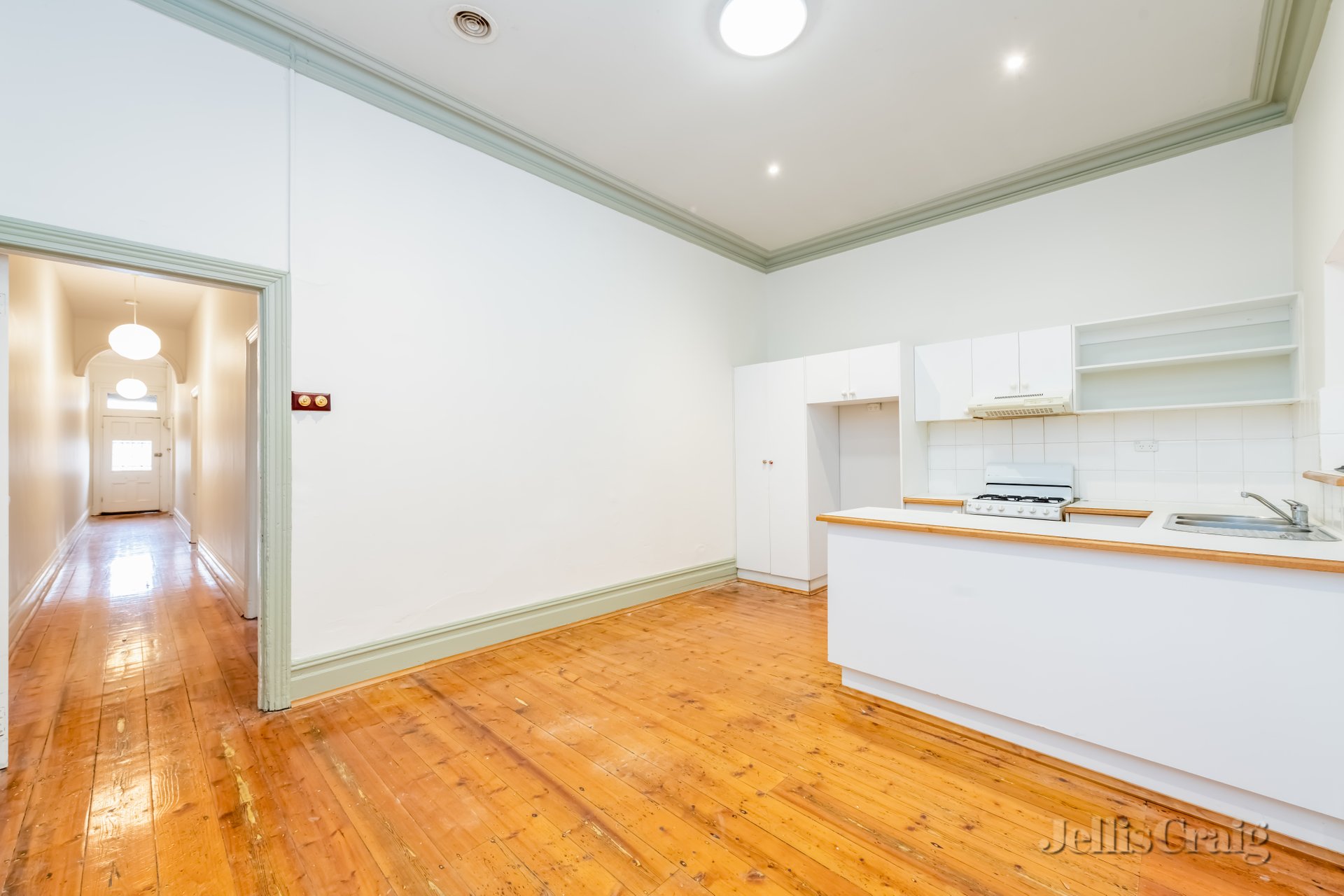 45 Luscombe Street, Brunswick image 3