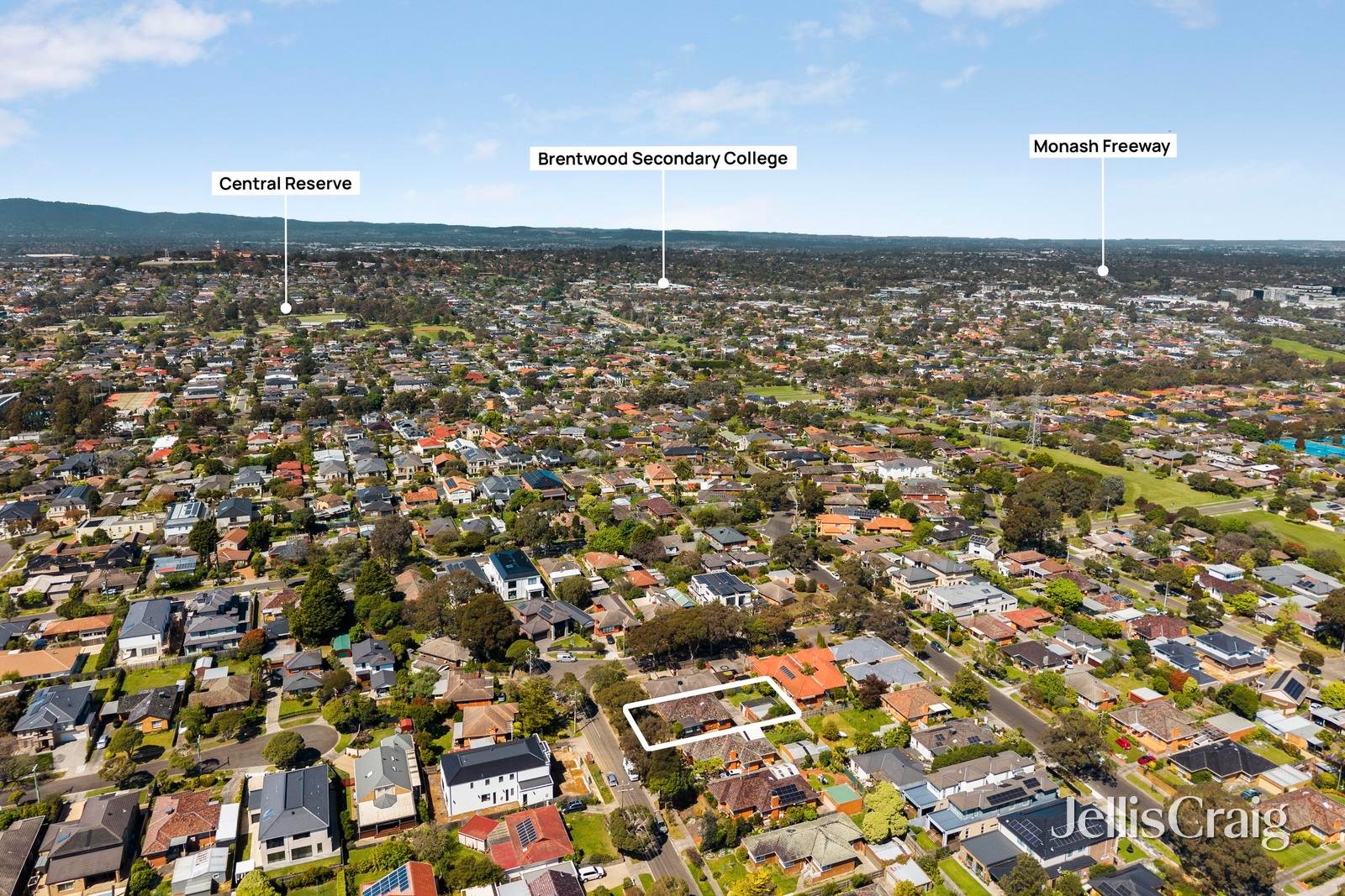 45 Margate Crescent, Glen&nbsp;Waverley image 10