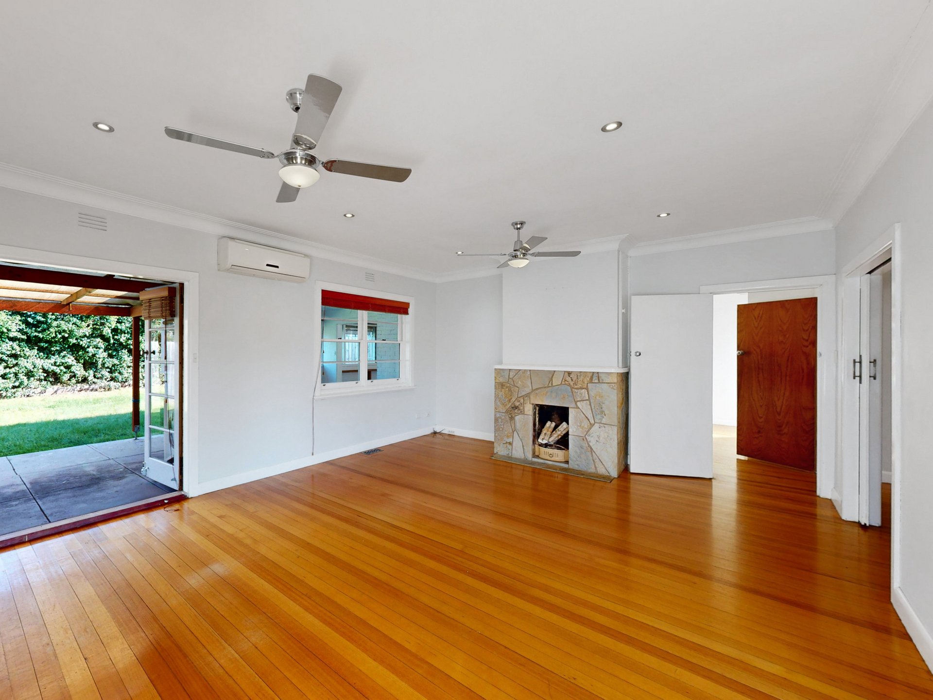 45 McCarron Parade, Essendon image 8