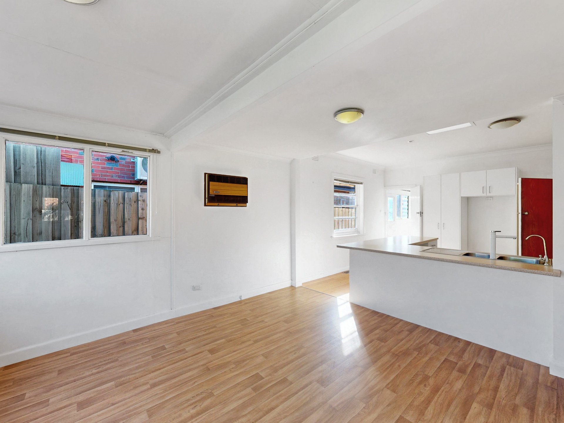 45 McCarron Parade, Essendon image 5