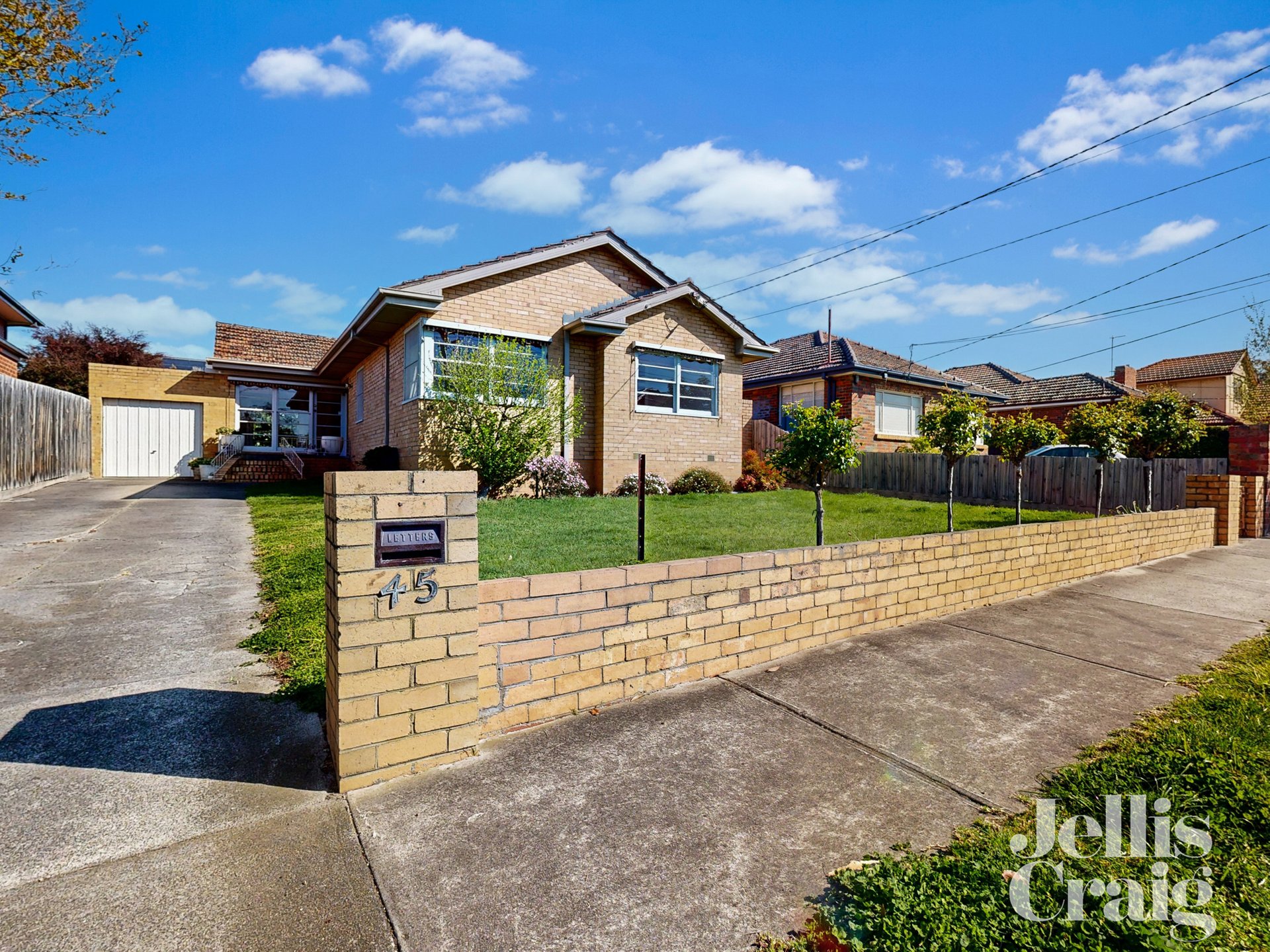 45 McCarron Parade, Essendon image 11