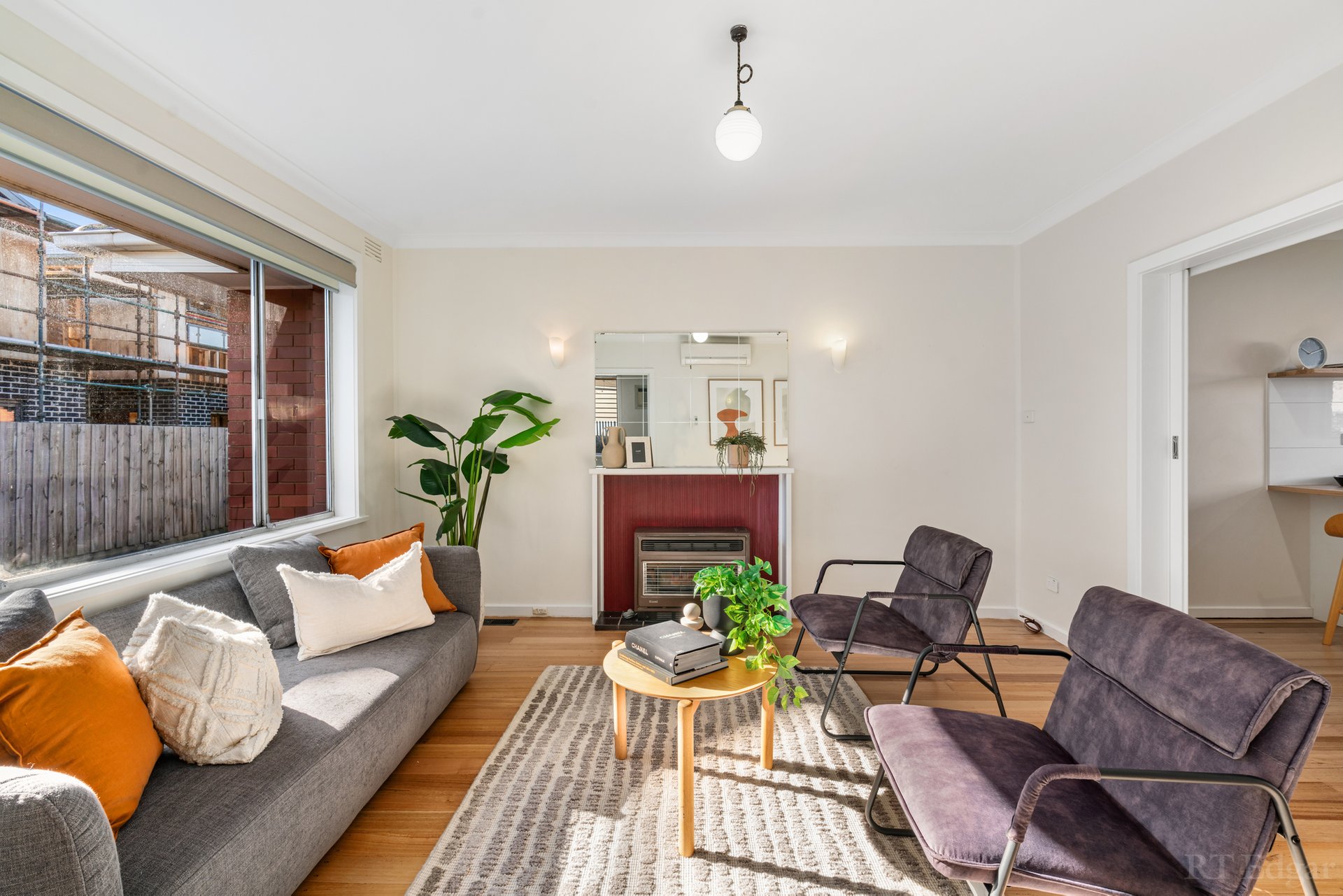 Property Gallery Thumbnail 3