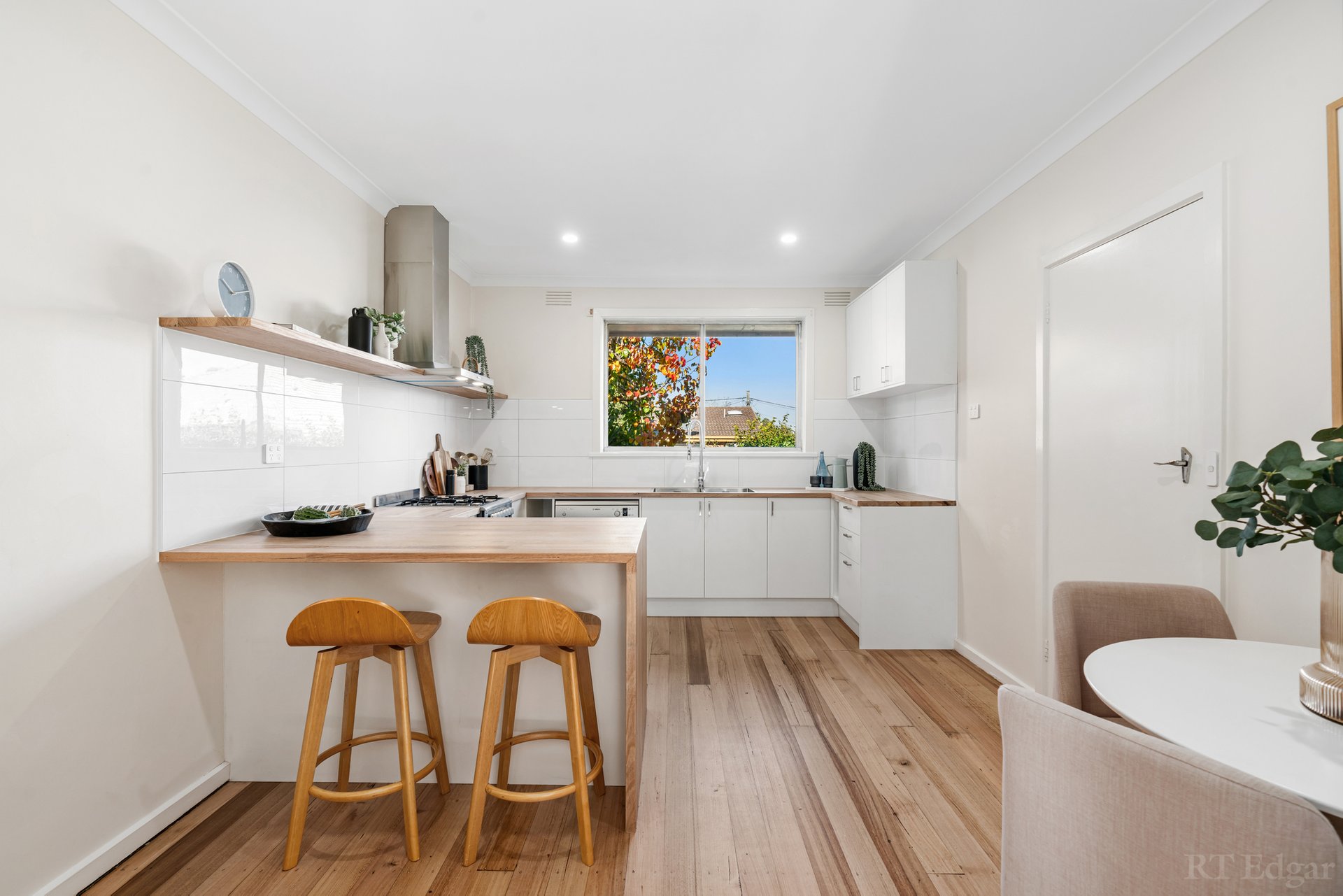 Property Gallery Thumbnail 5
