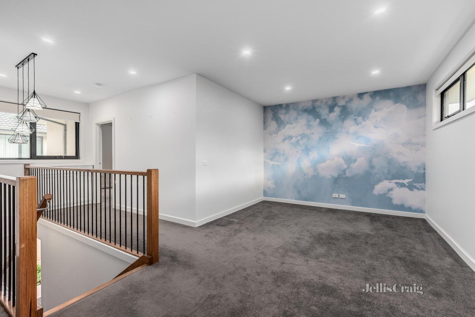 4/5 Monet Court, Doncaster East image 5