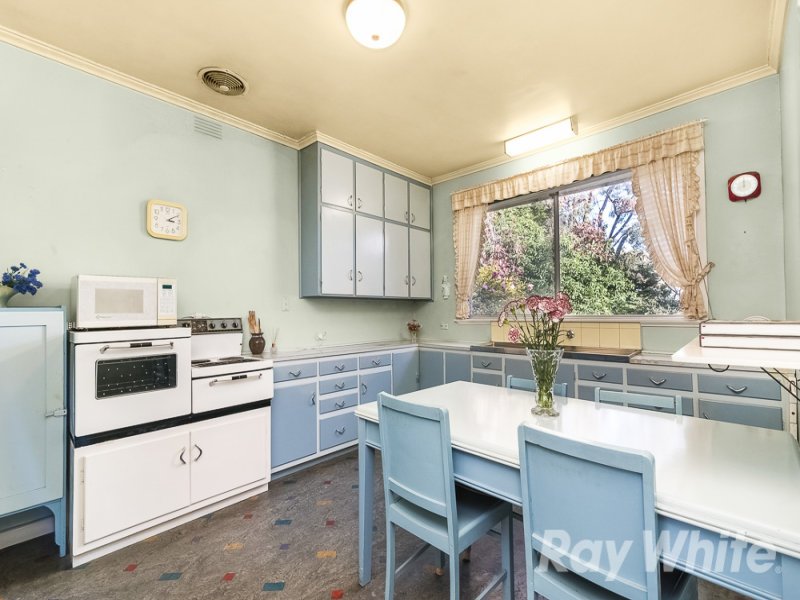45 Myers Avenue, Glen Waverley image 5