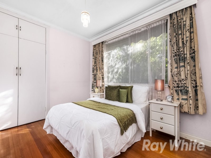 45 Myers Avenue, Glen Waverley image 6