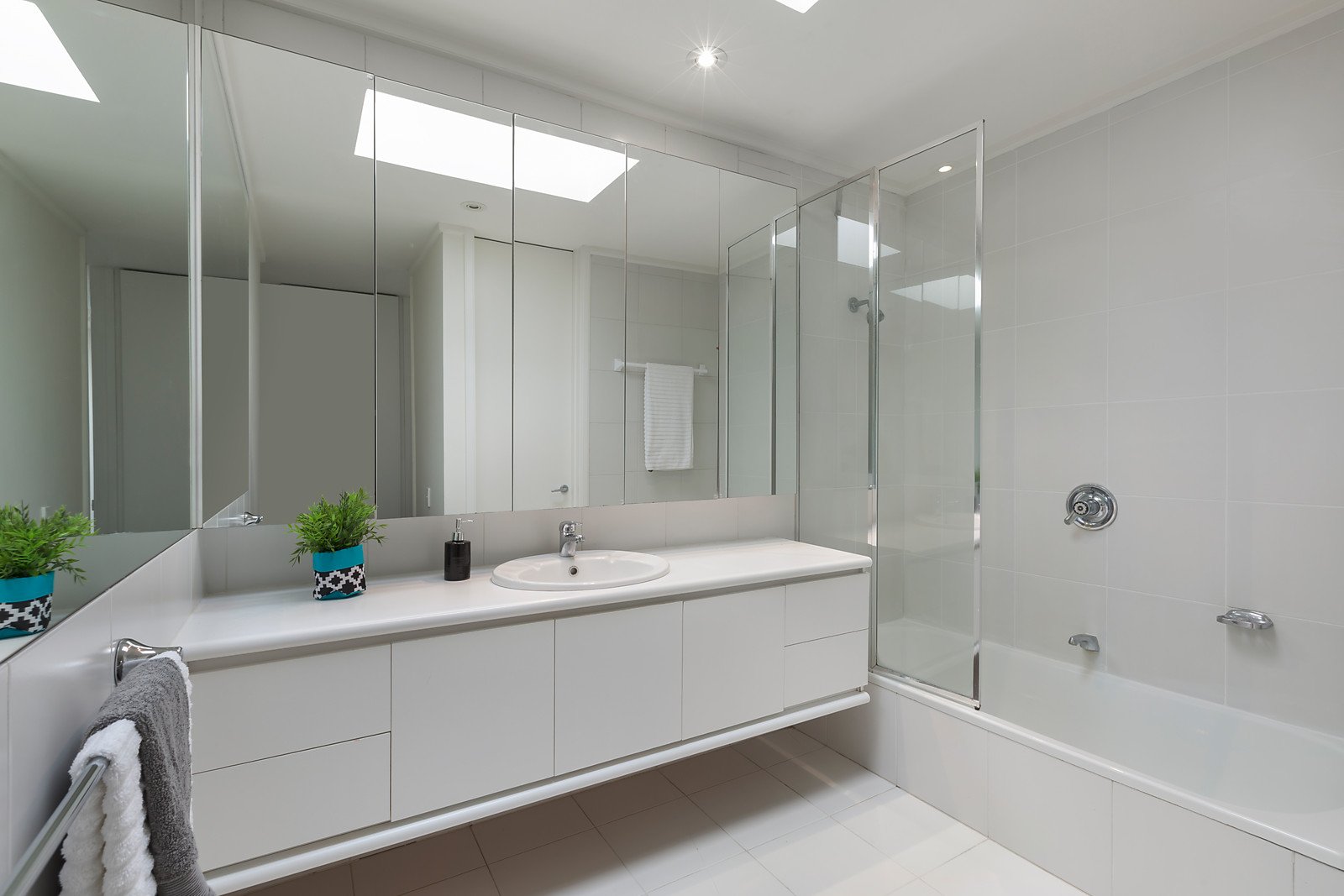 4/5 Northampton Place, South Yarra image 5