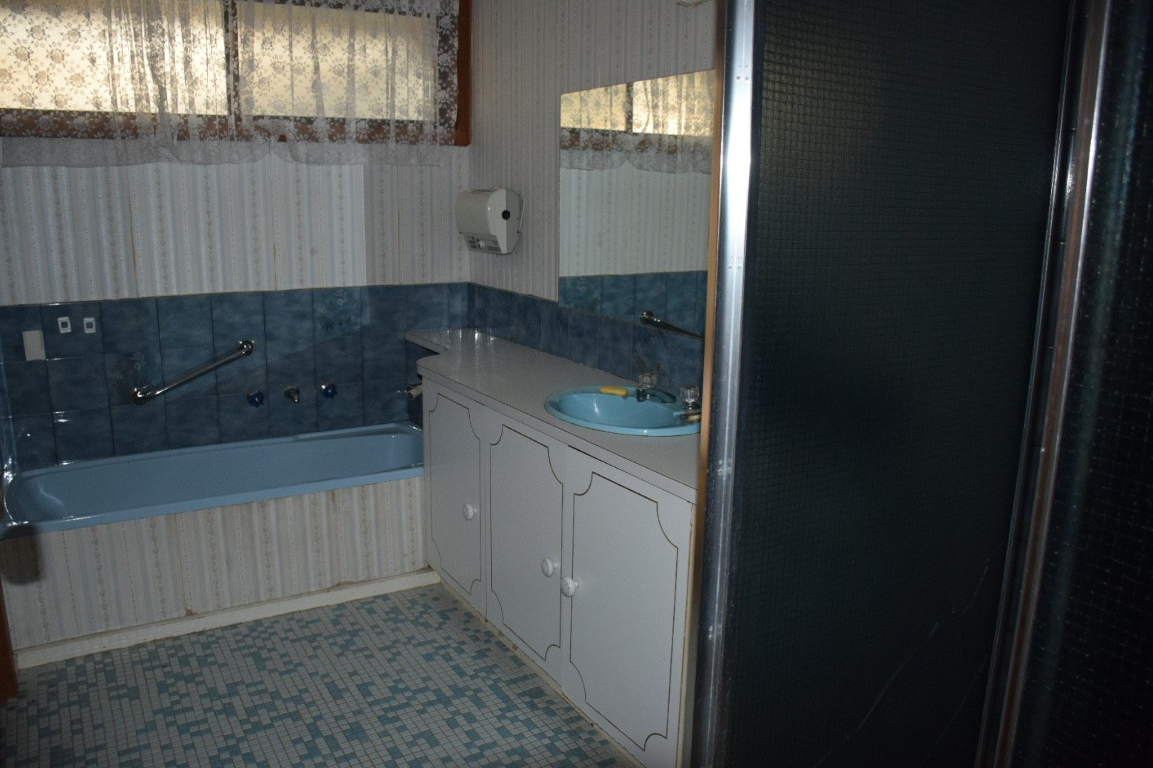 Property Gallery Thumbnail 8