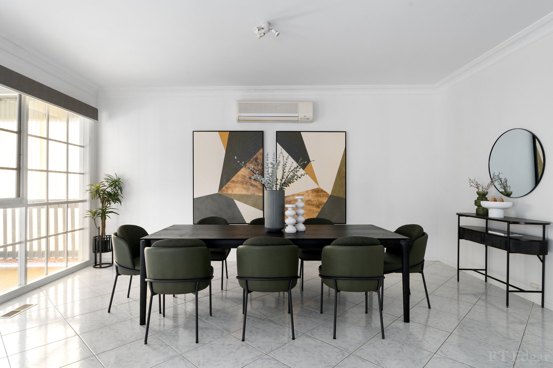 Property Gallery Thumbnail 6