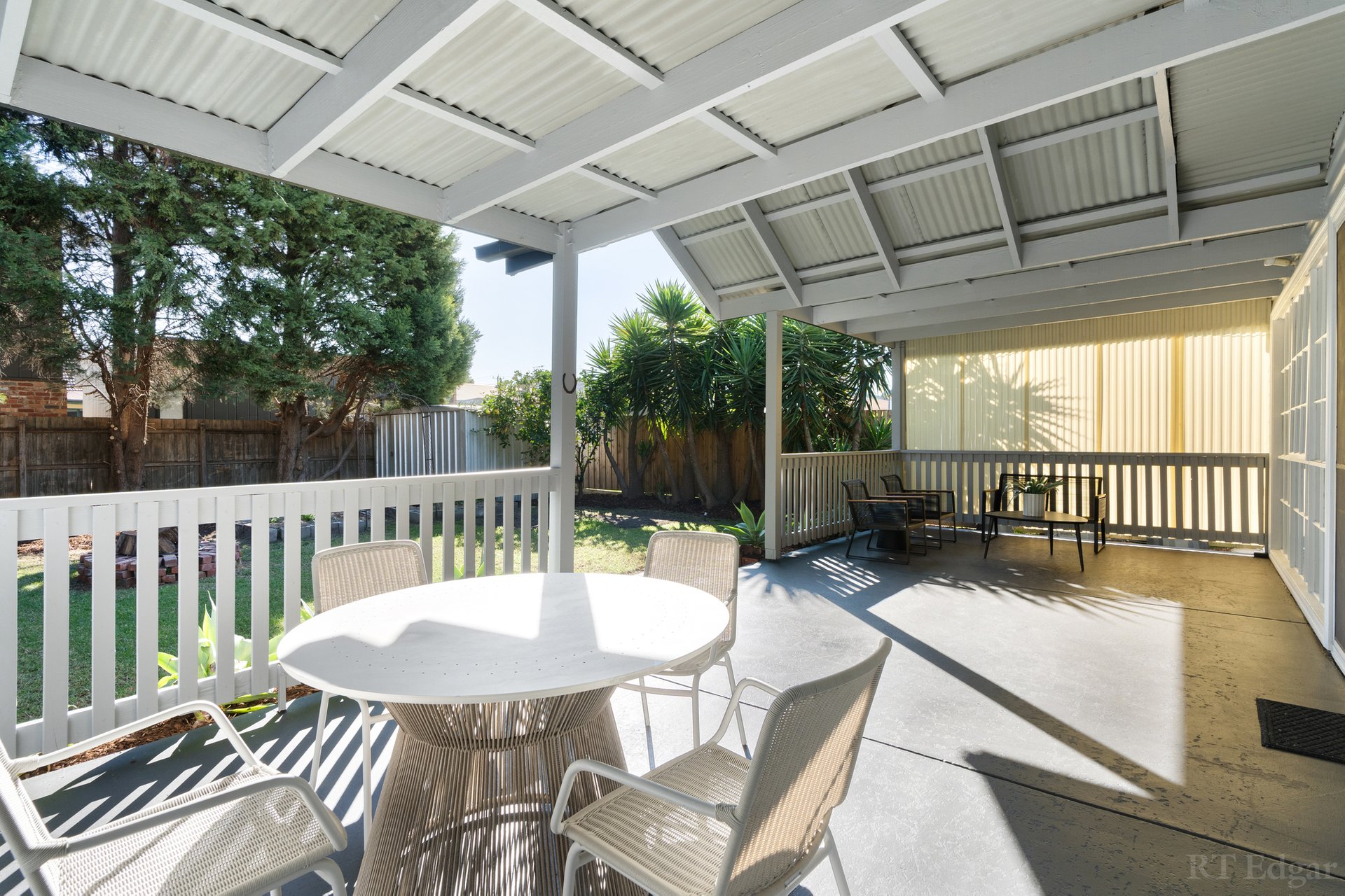 Property Gallery Thumbnail 16