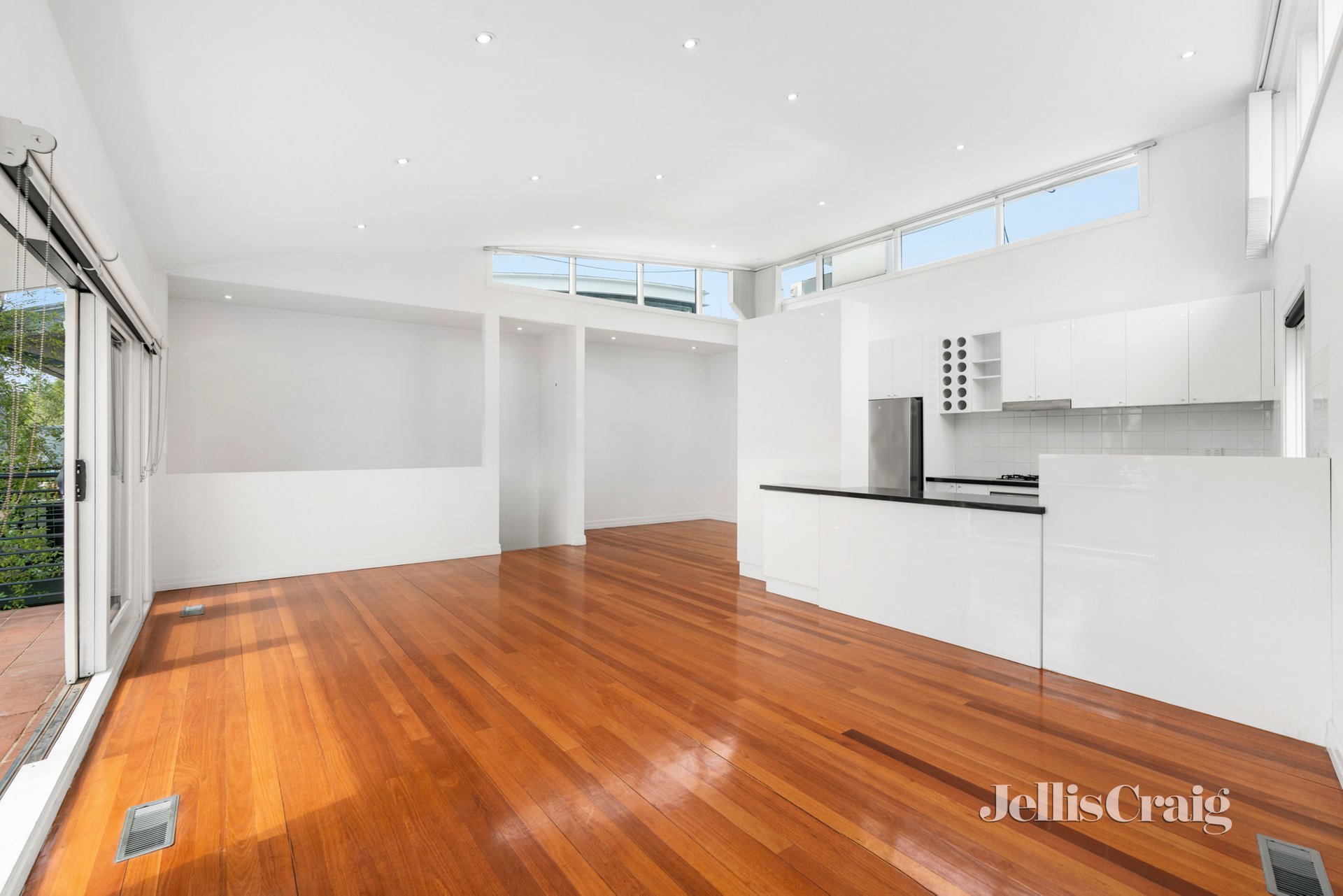 45 Parkville St, Burnley image 2