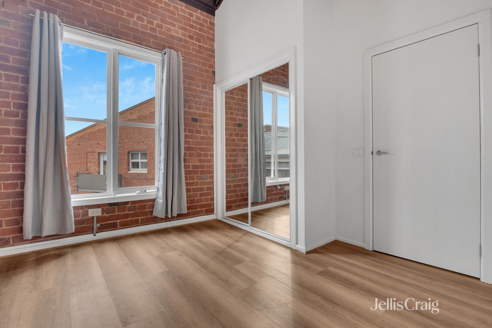 4/5 Pottery Court, Brunswick image 6