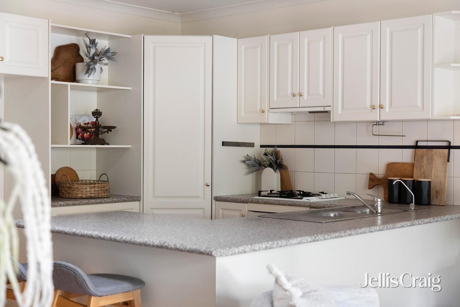 4/5 Potts Street, Parkdale image 4