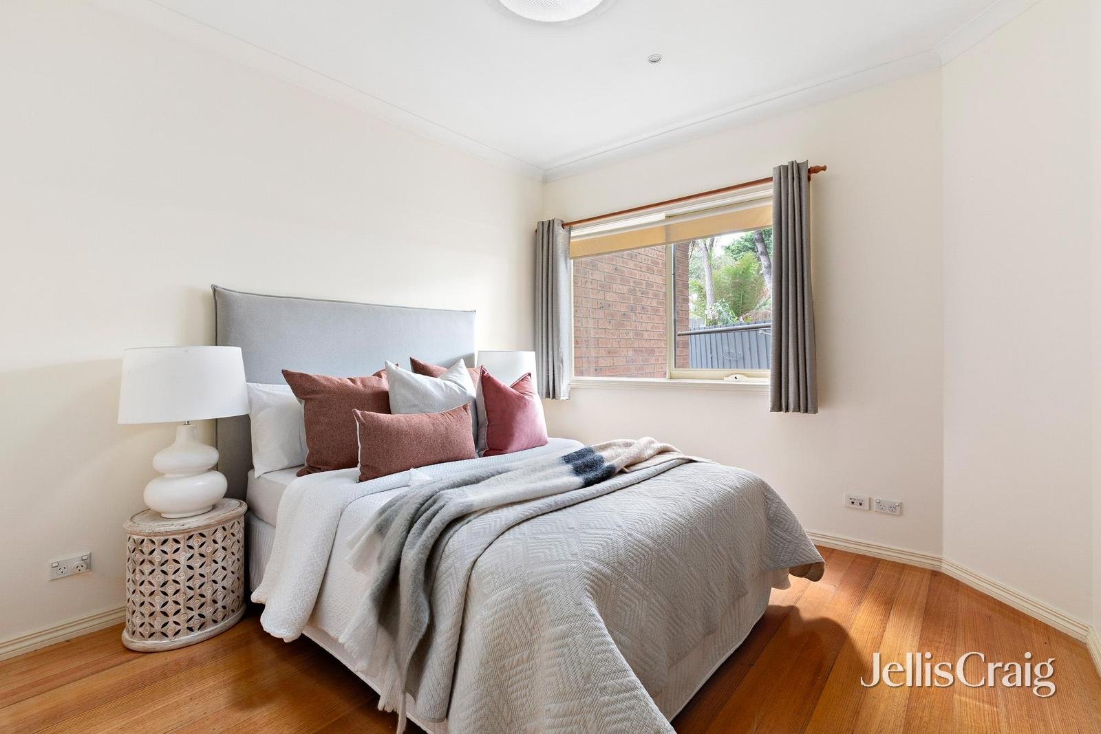 4/5 Potts Street, Parkdale image 11
