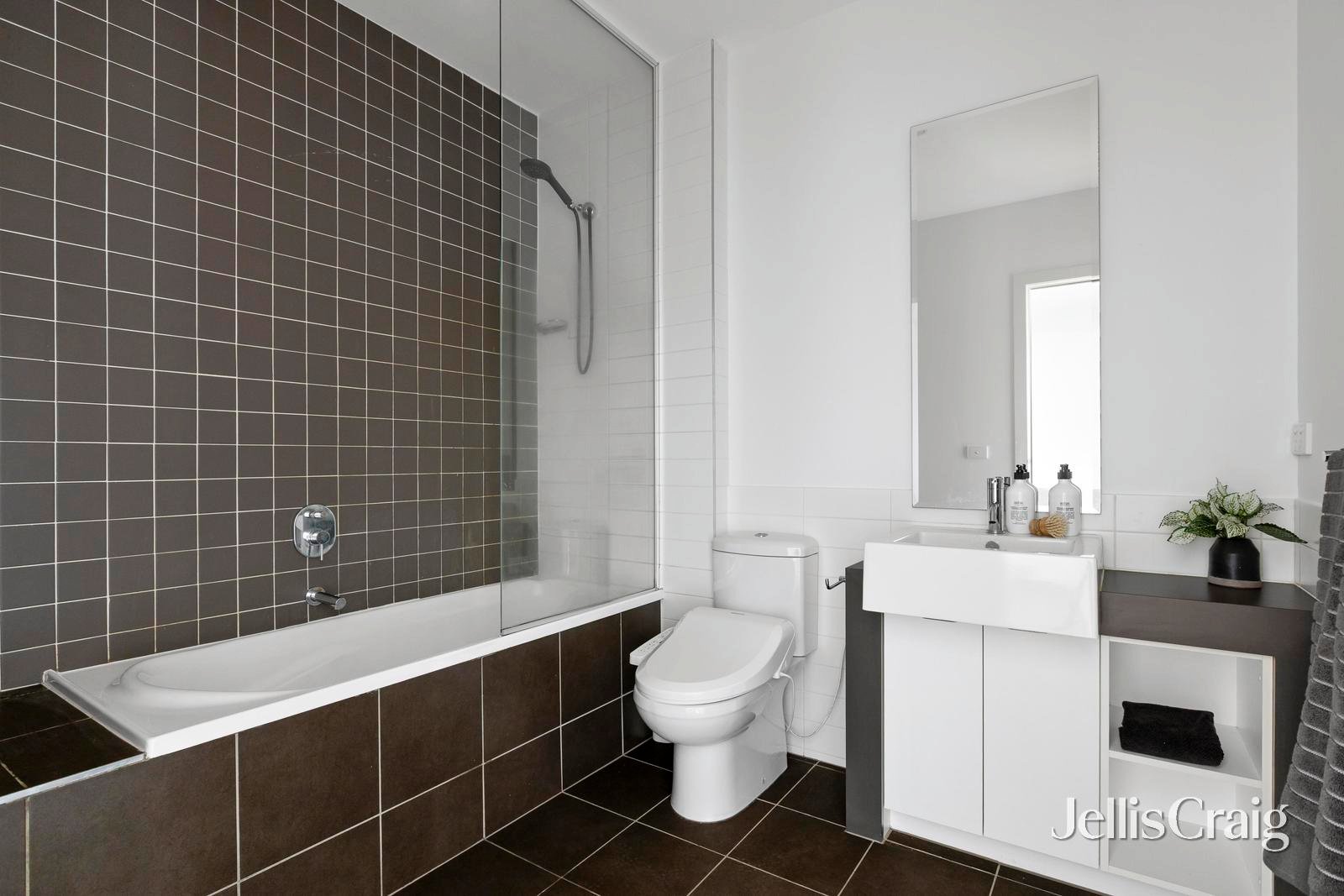 45 Roberts Street, Brunswick East image 14