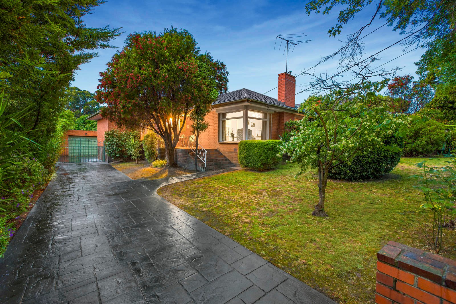 Property Gallery - Main Image
