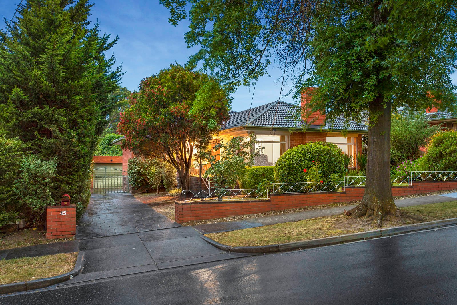 Property Gallery Thumbnail 10