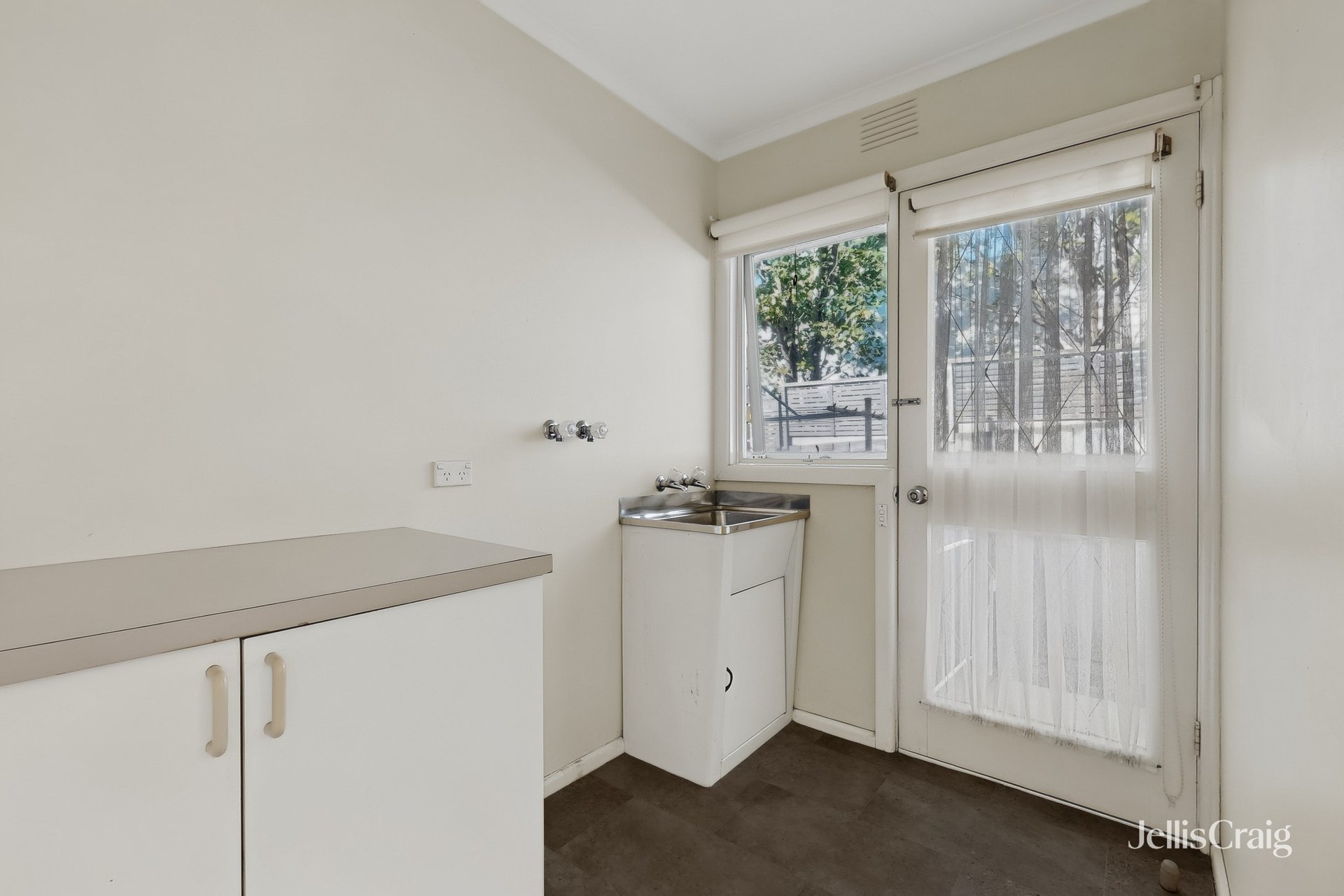 4/5 The Avenue, Surrey&nbsp;Hills image 9