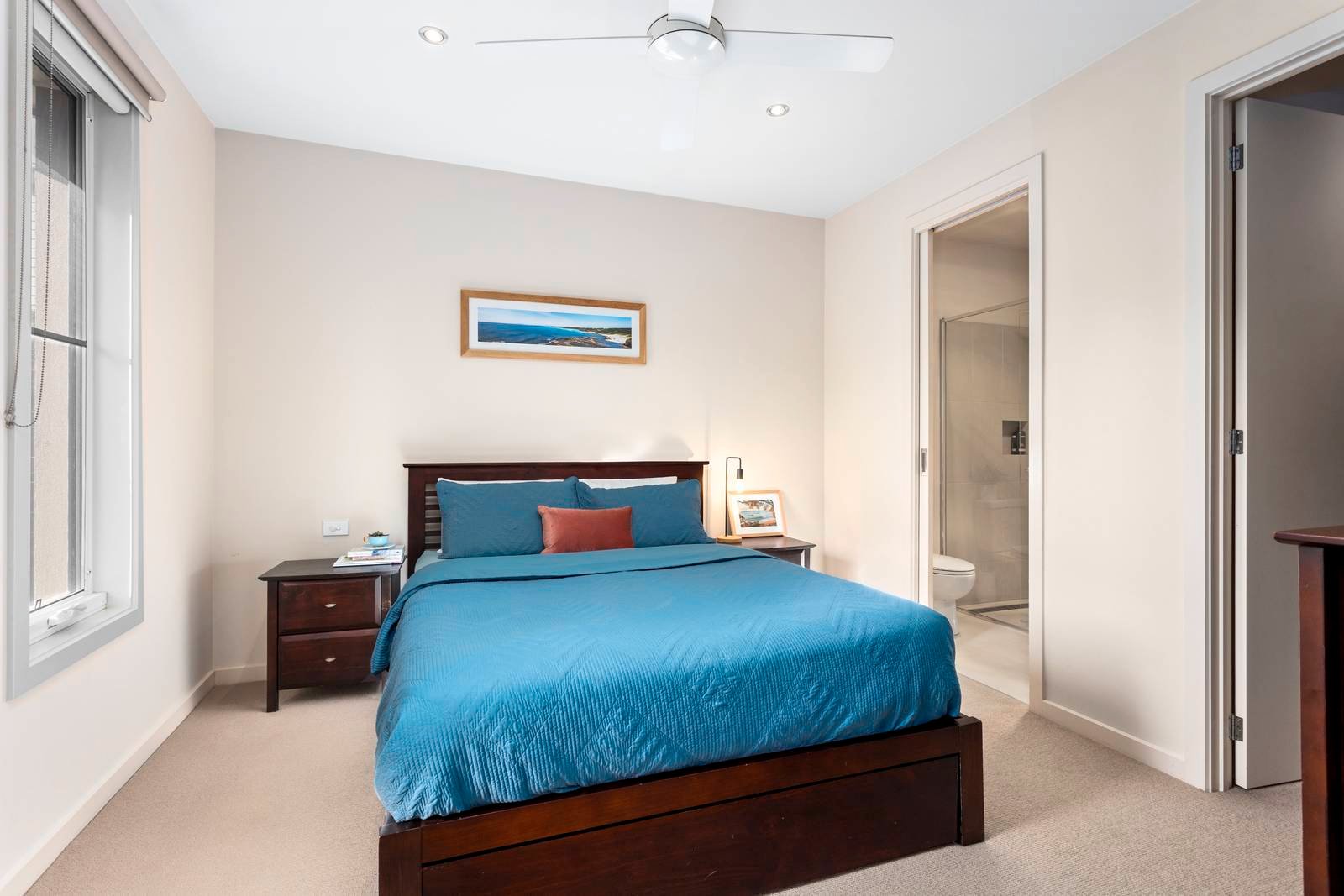 Property Gallery Thumbnail 9