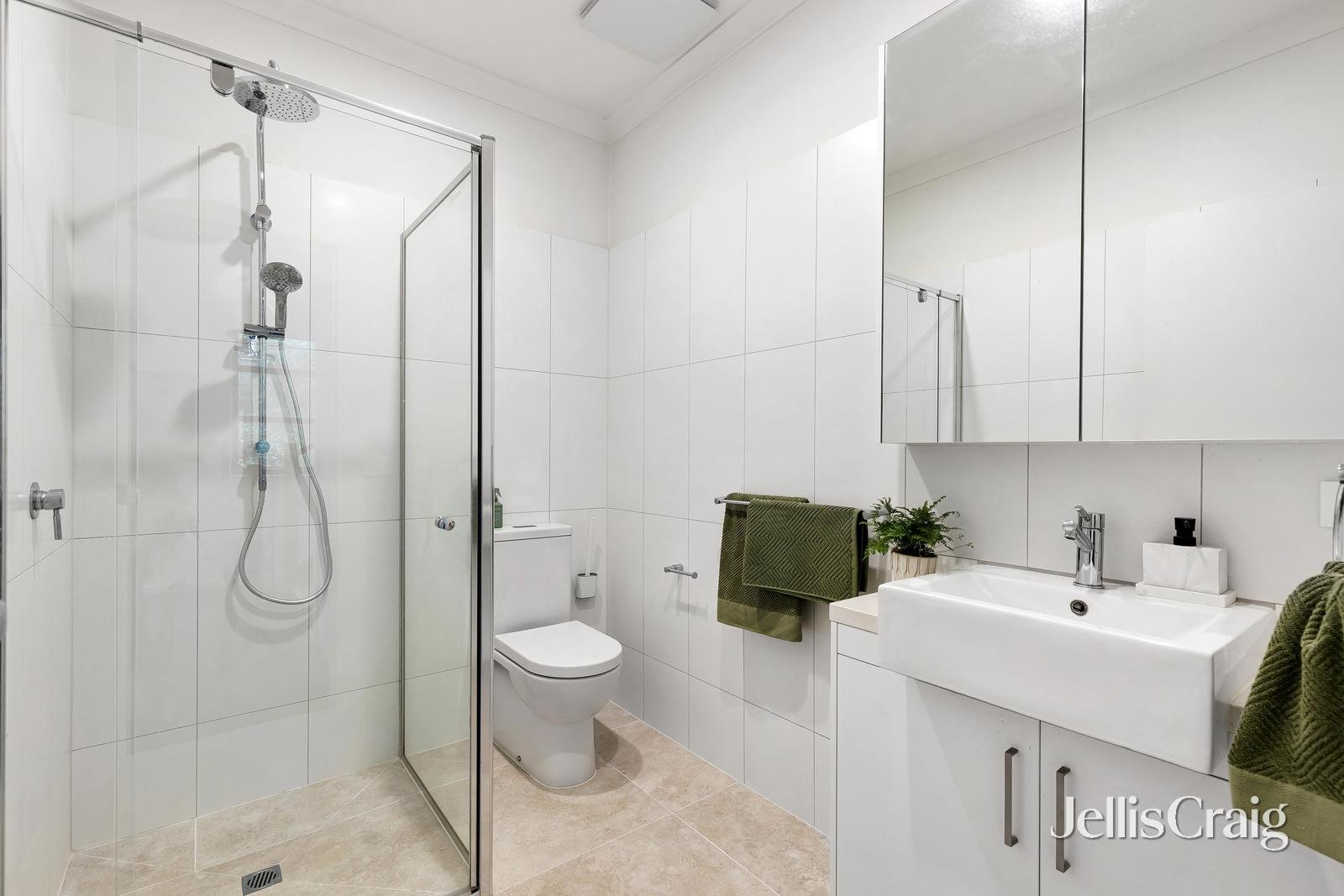 45 Warwick Road, Greensborough image 16