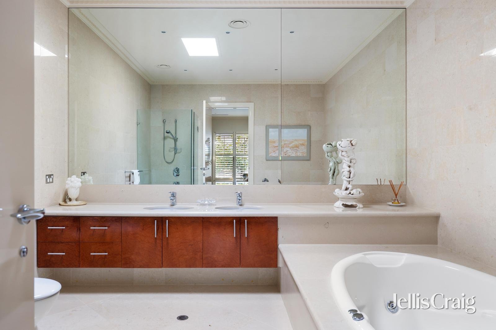 4/50 Albany Road, Toorak image 11