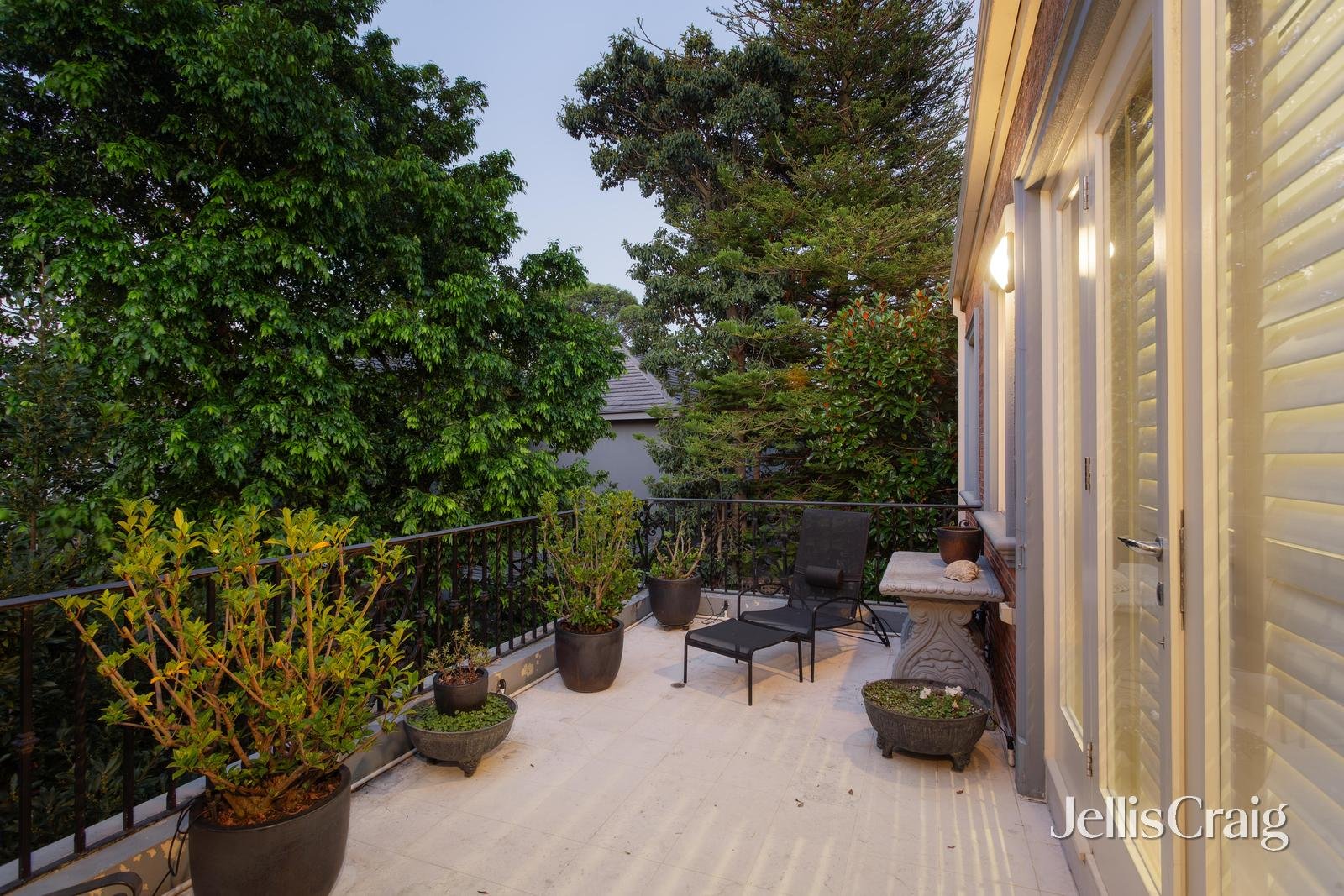 4/50 Albany Road, Toorak image 17