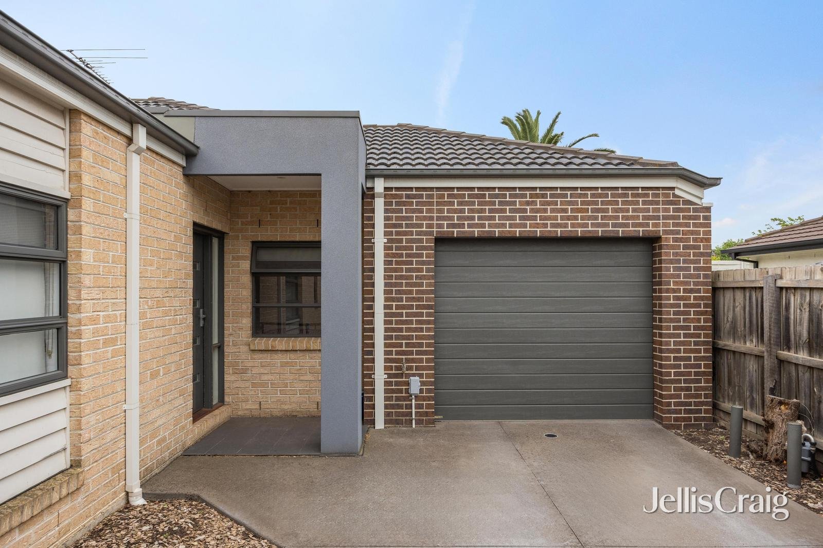 4/50 Blenheim Road, Newport image 1