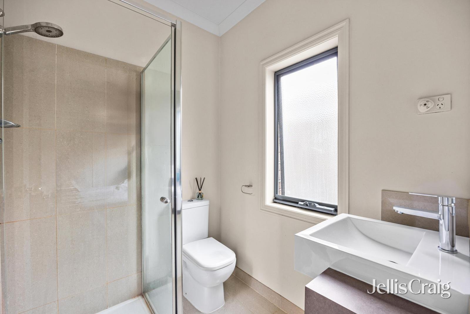 4/50 Blenheim Road, Newport image 8
