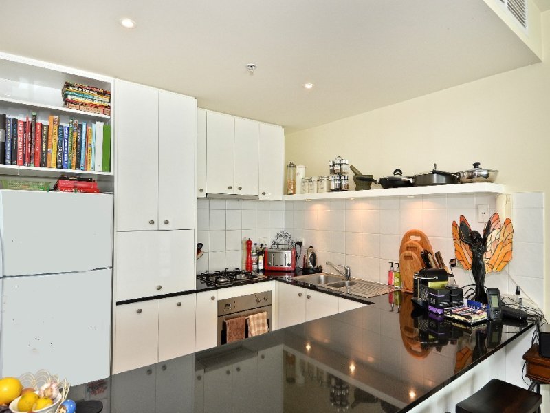 4508/4 Yarra Street, Geelong image 3
