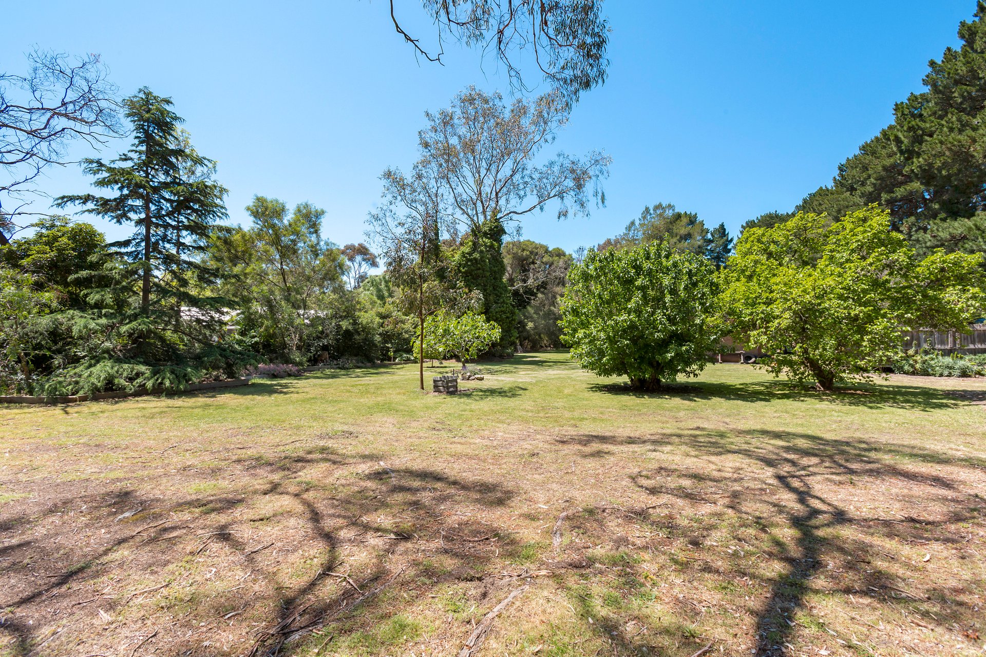 Property Gallery Thumbnail 16