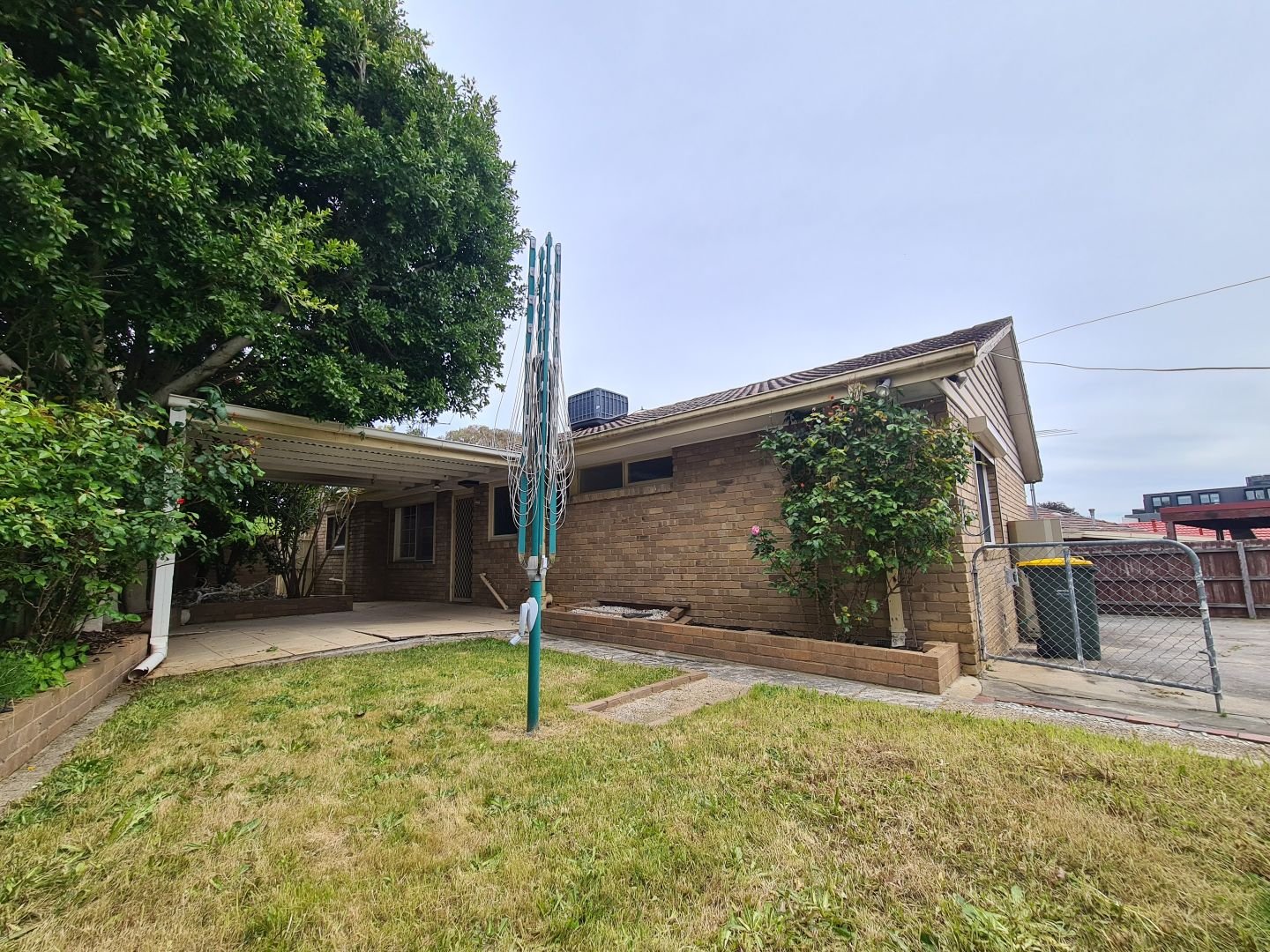 Property Gallery Thumbnail 7