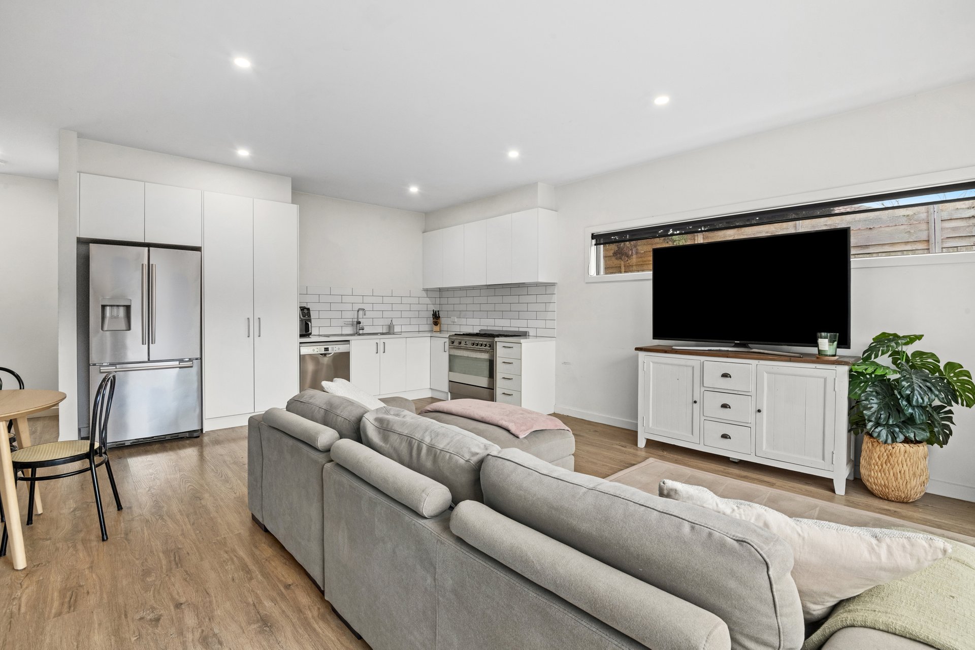 Property Gallery Thumbnail 2