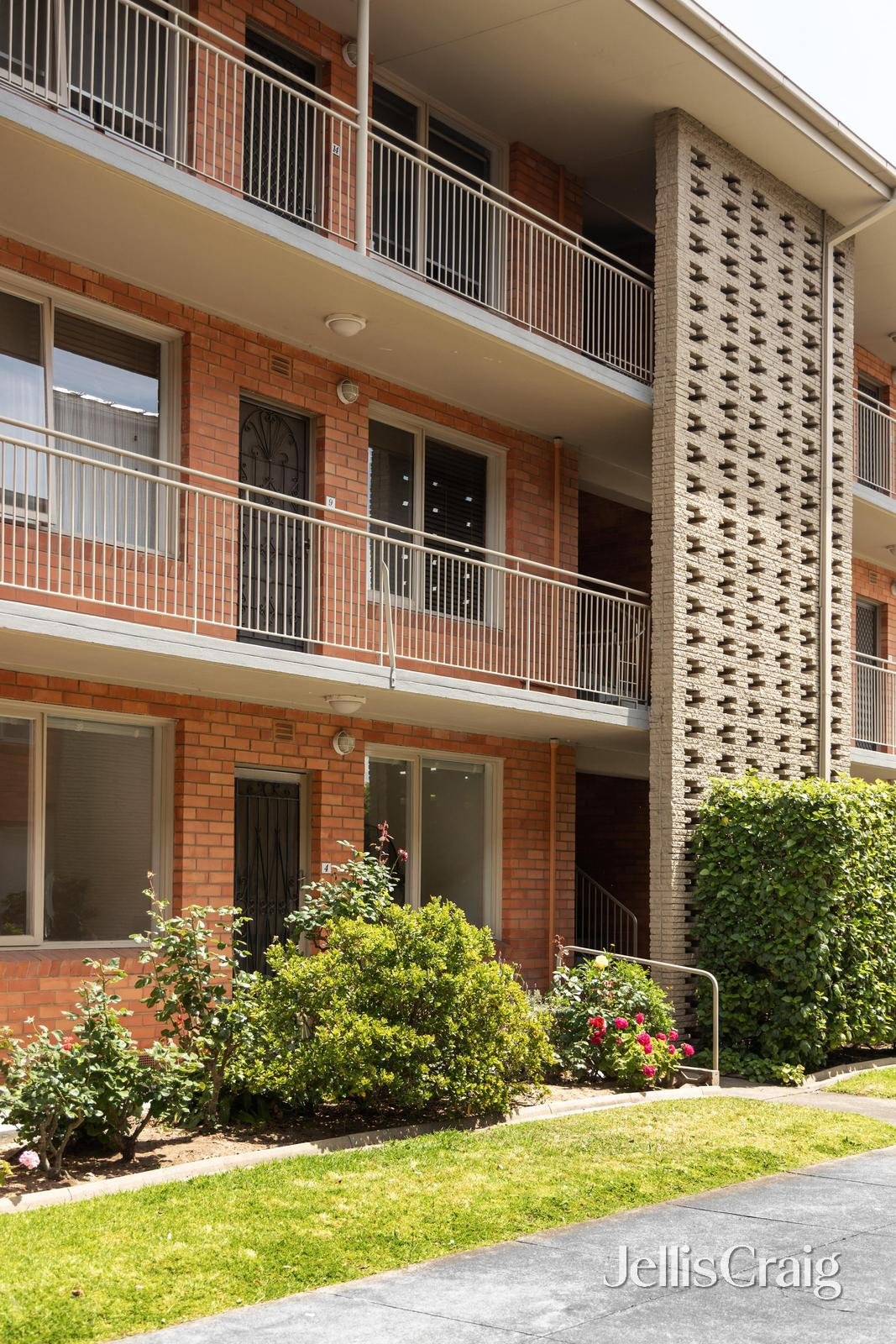 4/510 Glenferrie Road, Hawthorn image 8