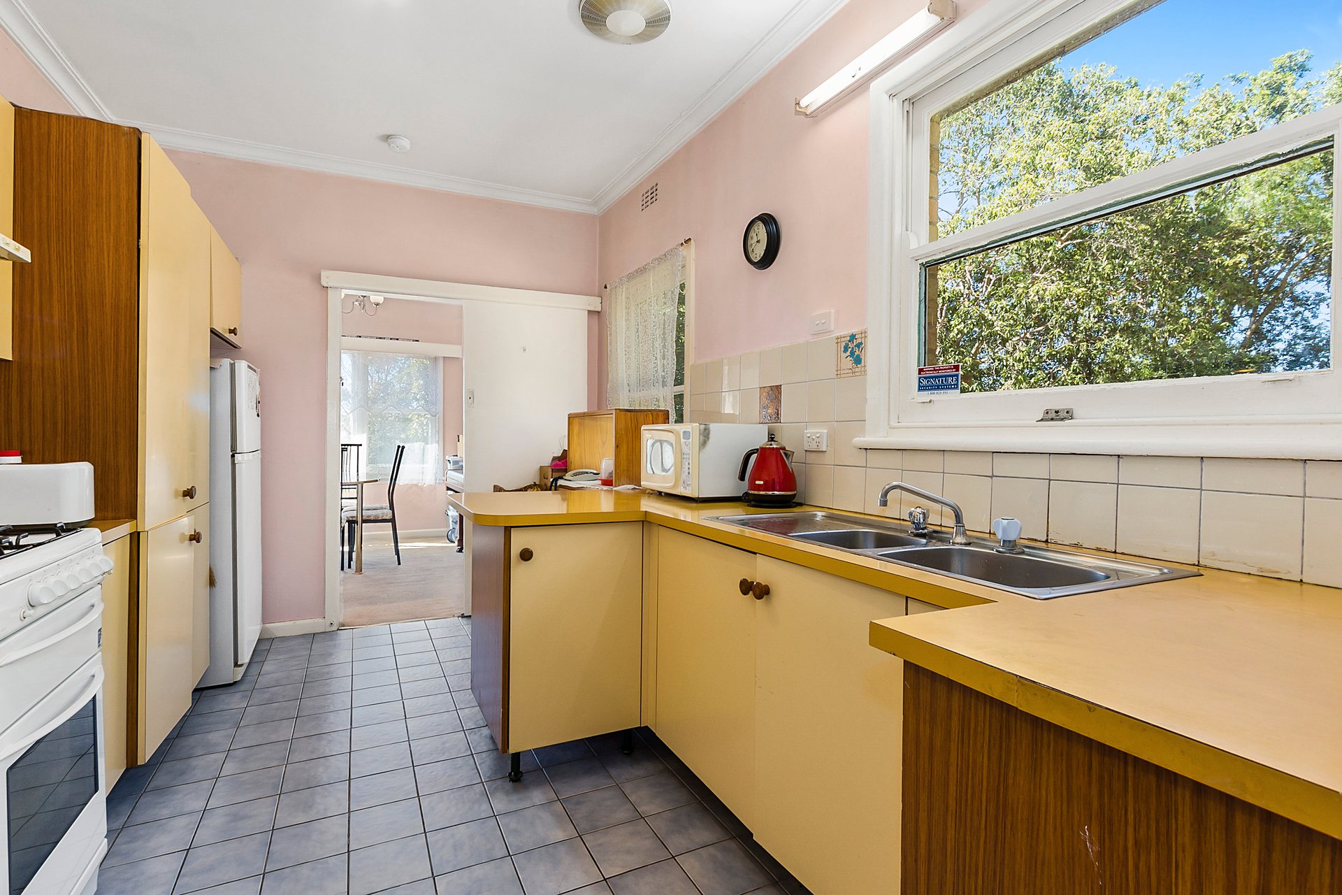 452 Belmore Road, Mont Albert North image 4