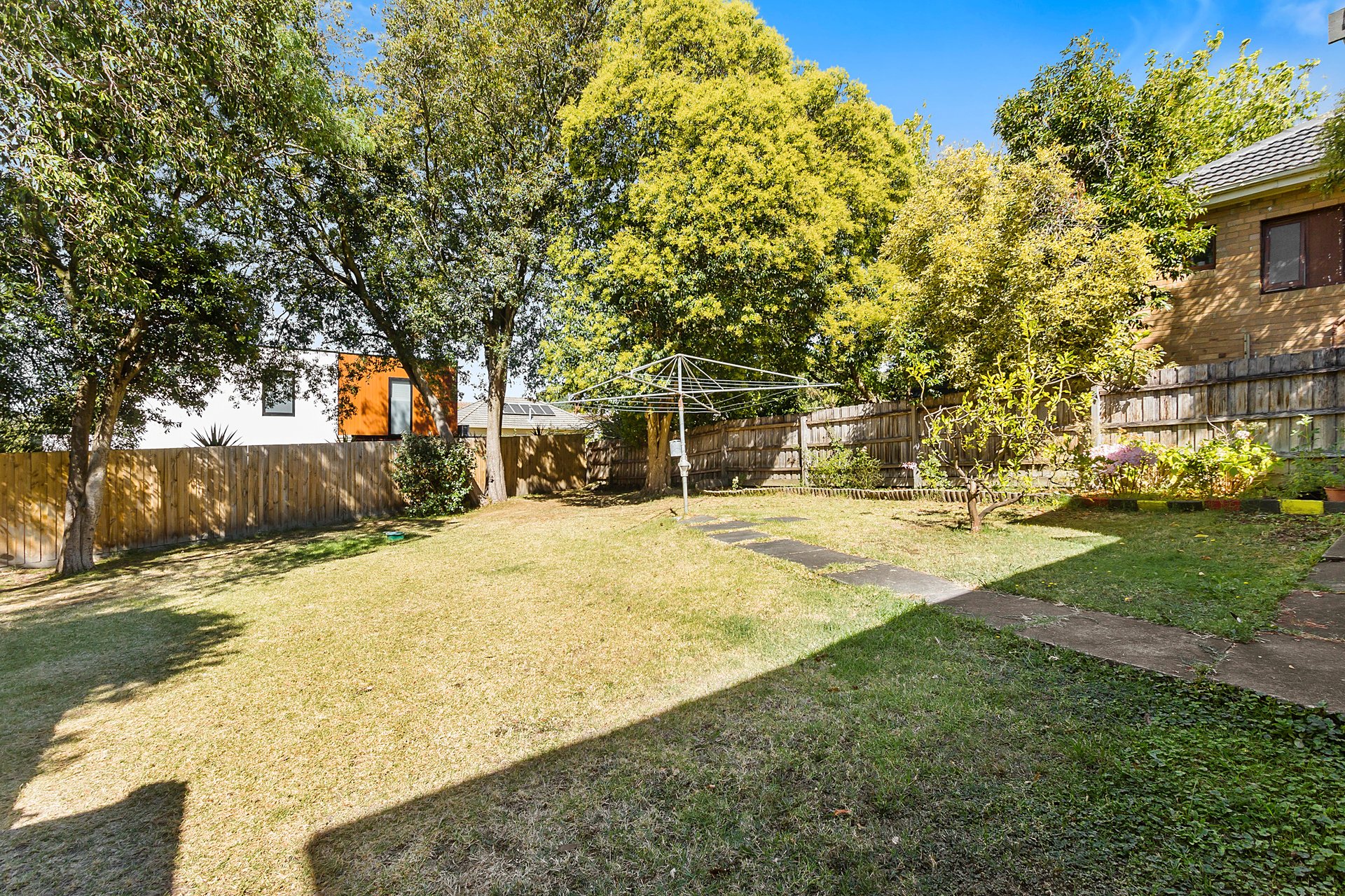 452 Belmore Road, Mont Albert North image 5