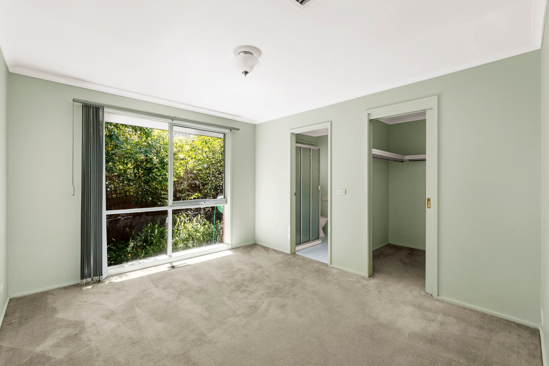 4/52 Bowen Road, Doncaster East image 4