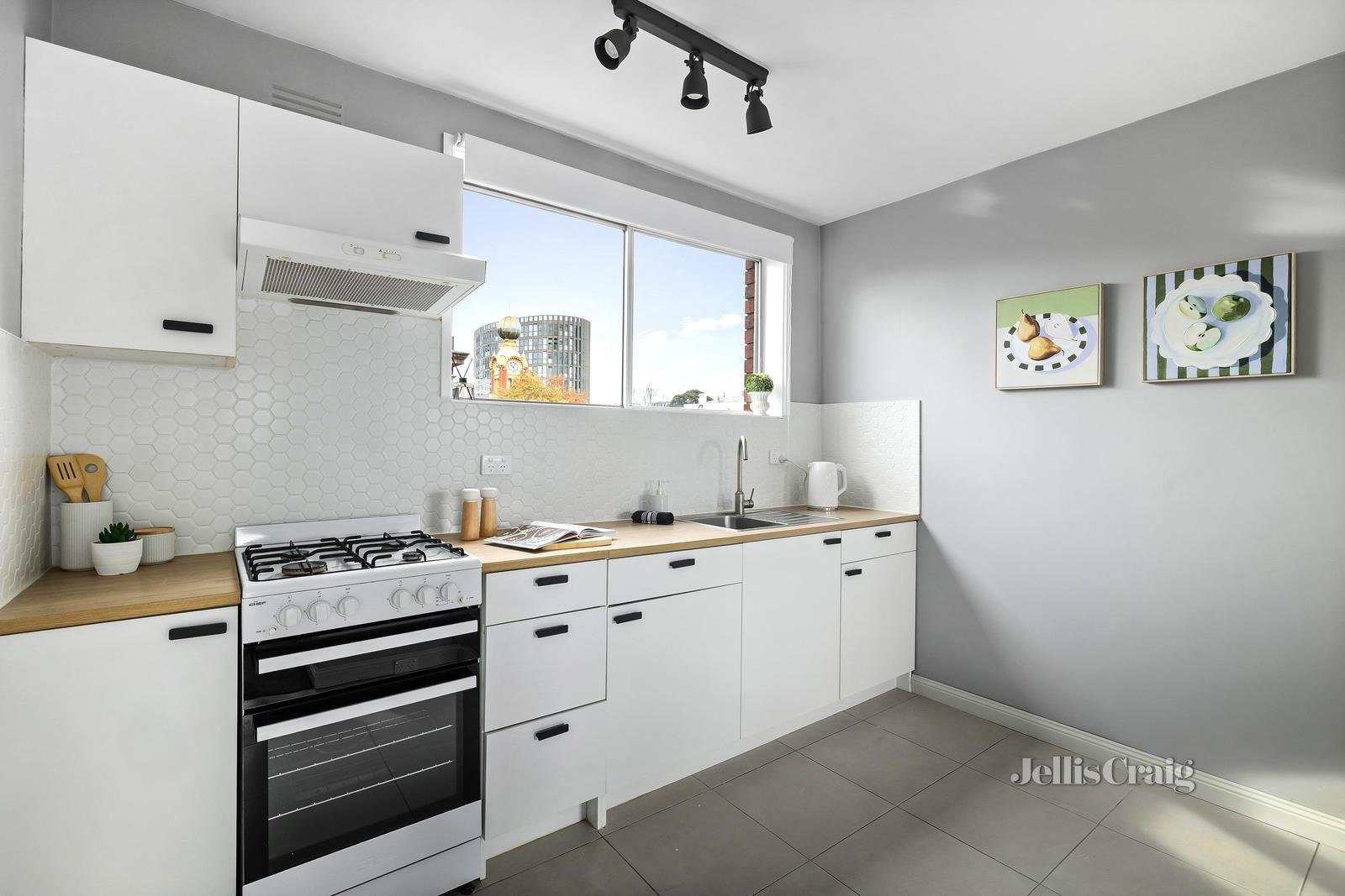 4/52 Clifton Street, Richmond image 3