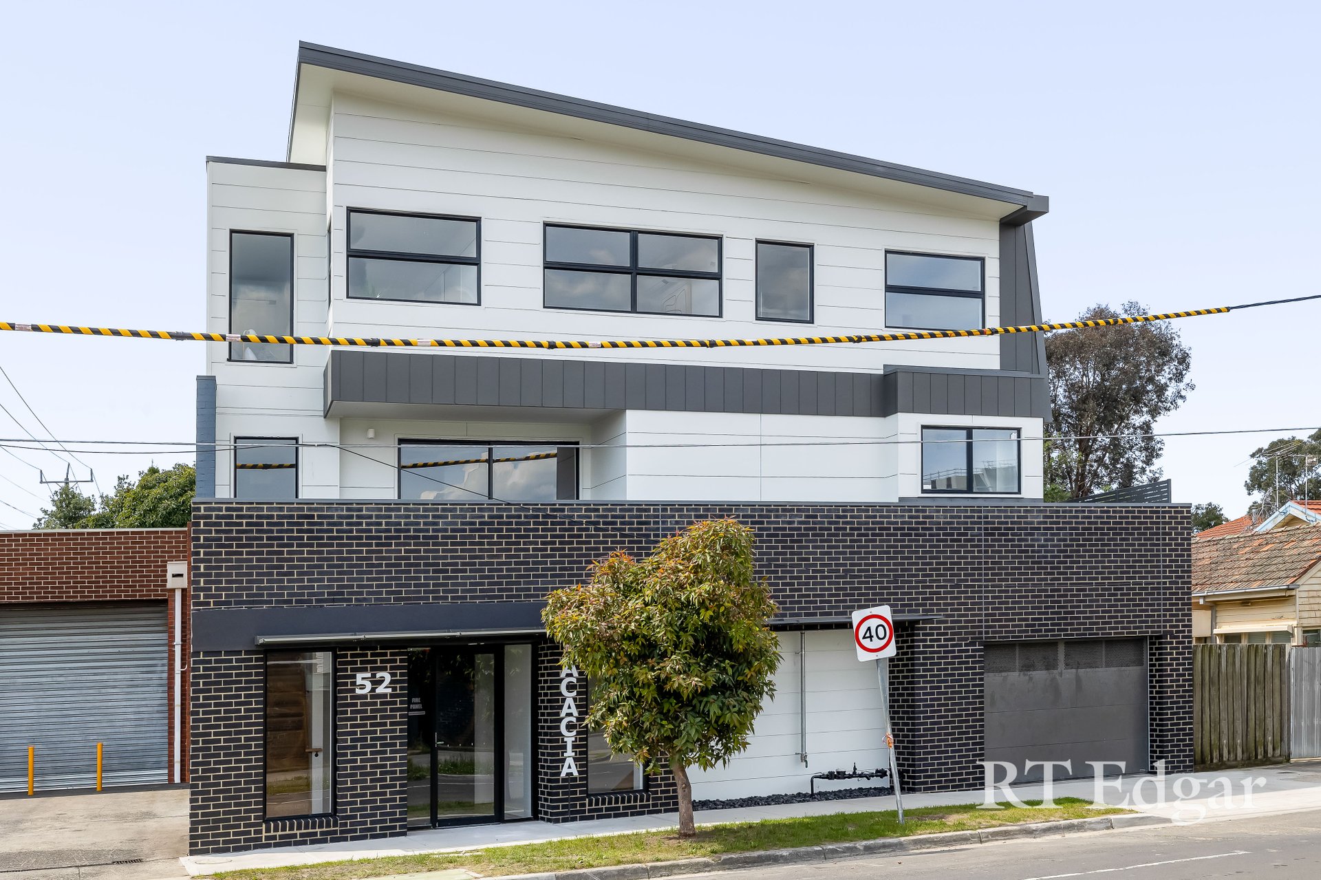 Property Gallery - Main Image