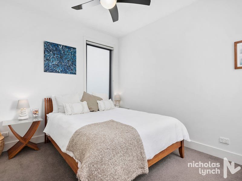Property Gallery Thumbnail 9